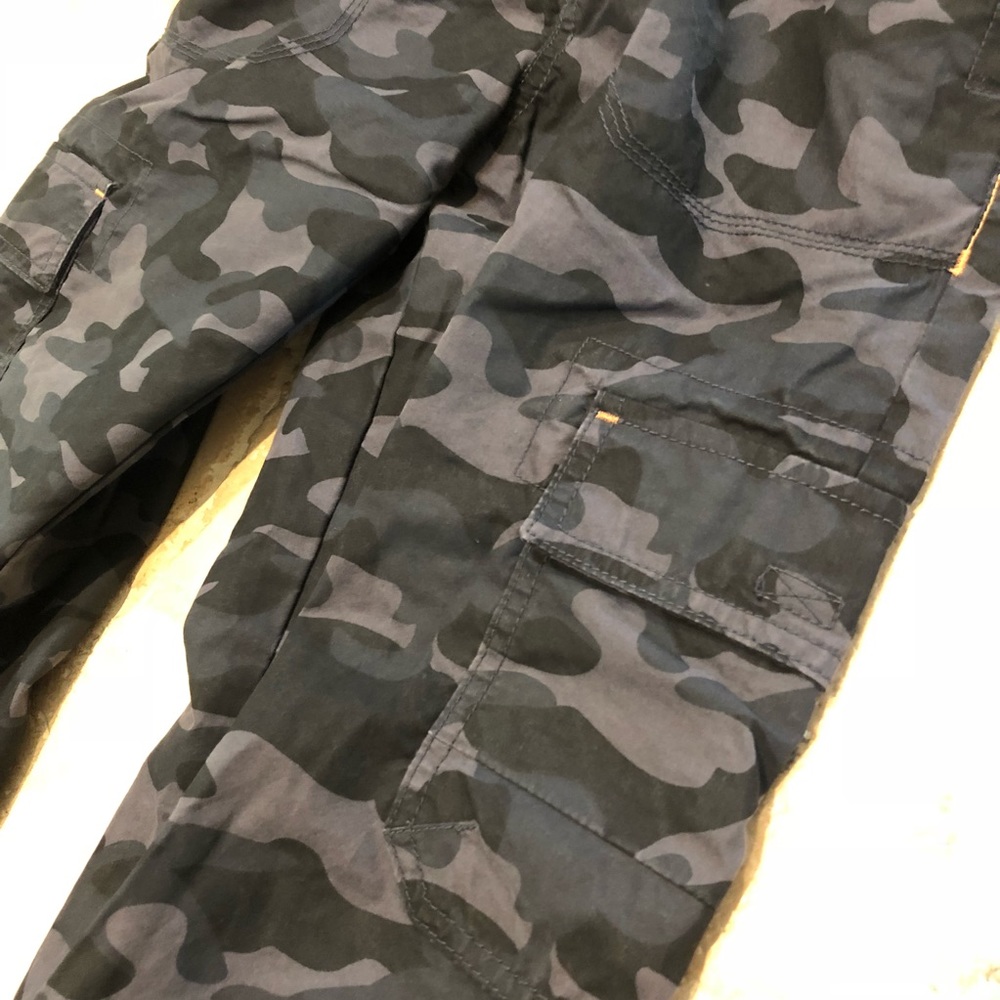 NWOT Cotton Lined Cargo Wind Pants, Size L